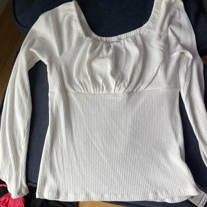 NWT Girls 14/16 peasant style top!